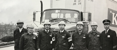 1963.8 국내 최초로 백상지 홍콩 수출